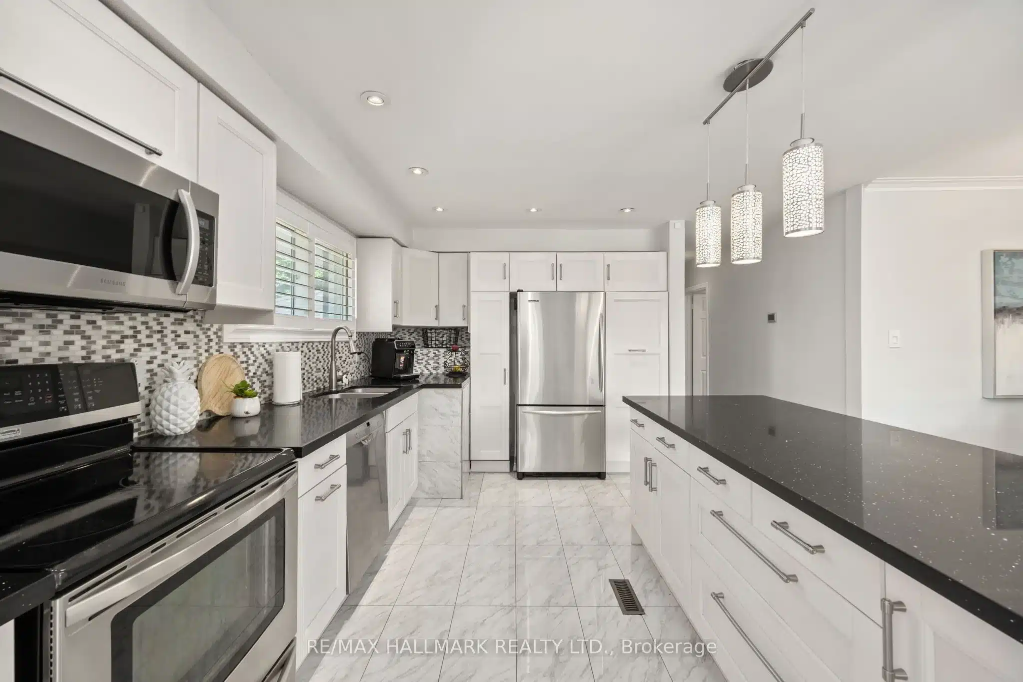 18 Daleside Crescent 12 18-daleside-crescent-toronto 12