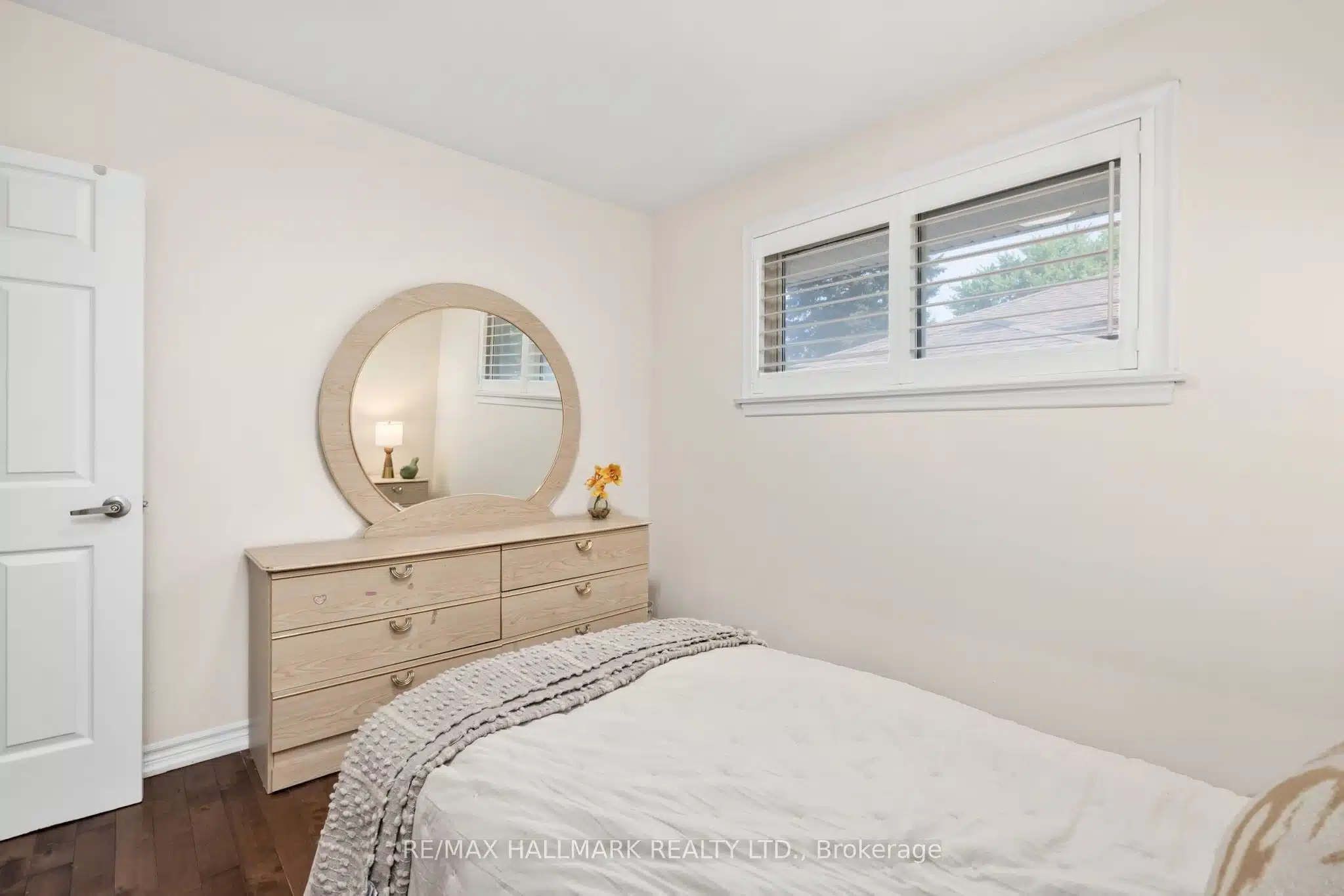 18 Daleside Crescent 18 18-daleside-crescent-toronto 18