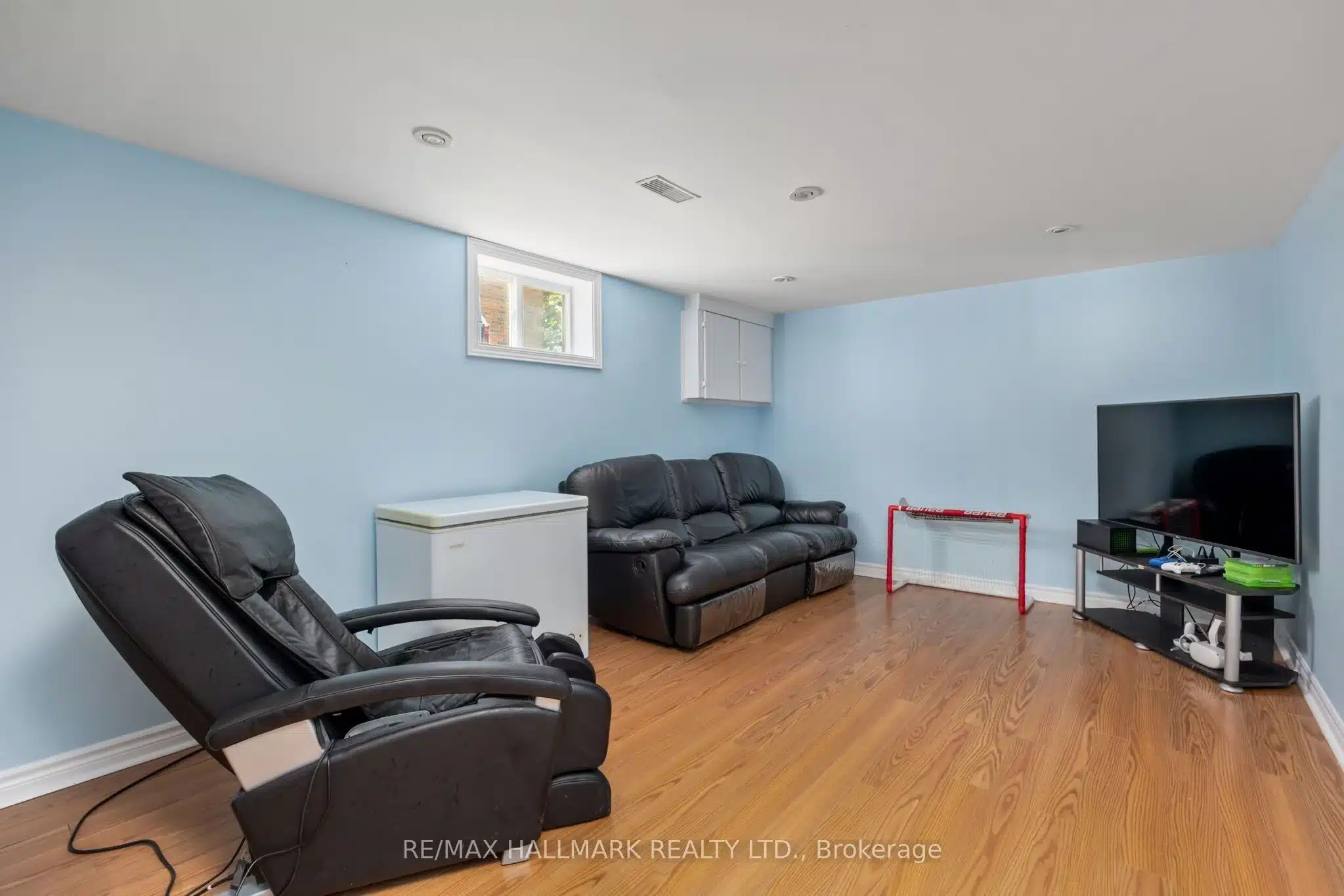 18 Daleside Crescent 22 18-daleside-crescent-toronto 22