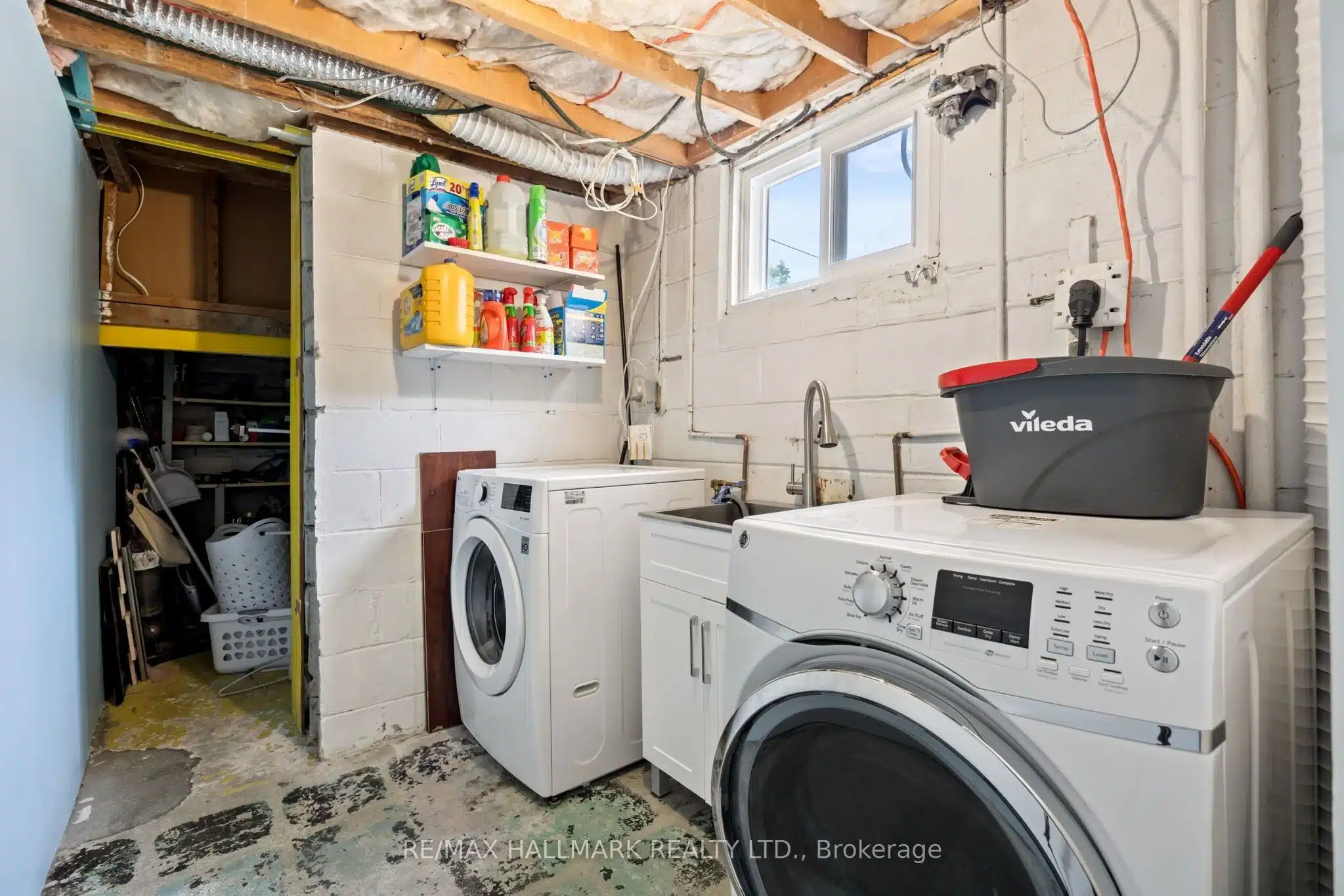 18 Daleside Crescent 28 18-daleside-crescent-toronto 27