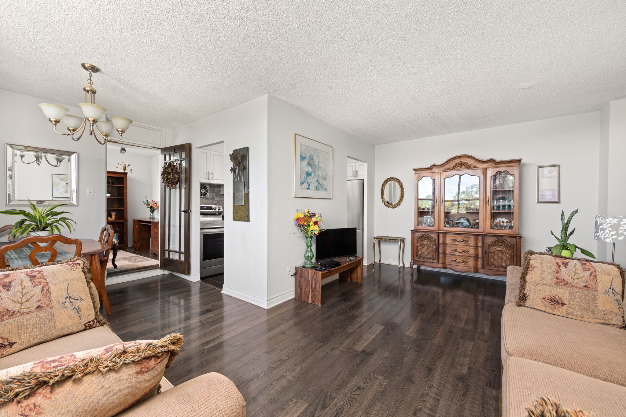 711-5 Parkway Forest Dr 21 005 - 5 Parkway Forest Dr 711, Toronto