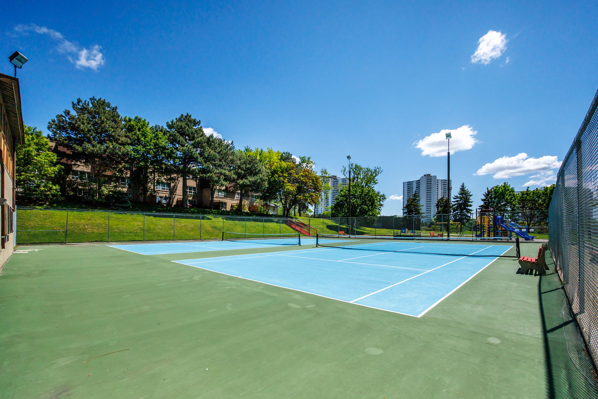 711-5 Parkway Forest Dr 29 024 - 5 Parkway Forest Dr 711, Toronto