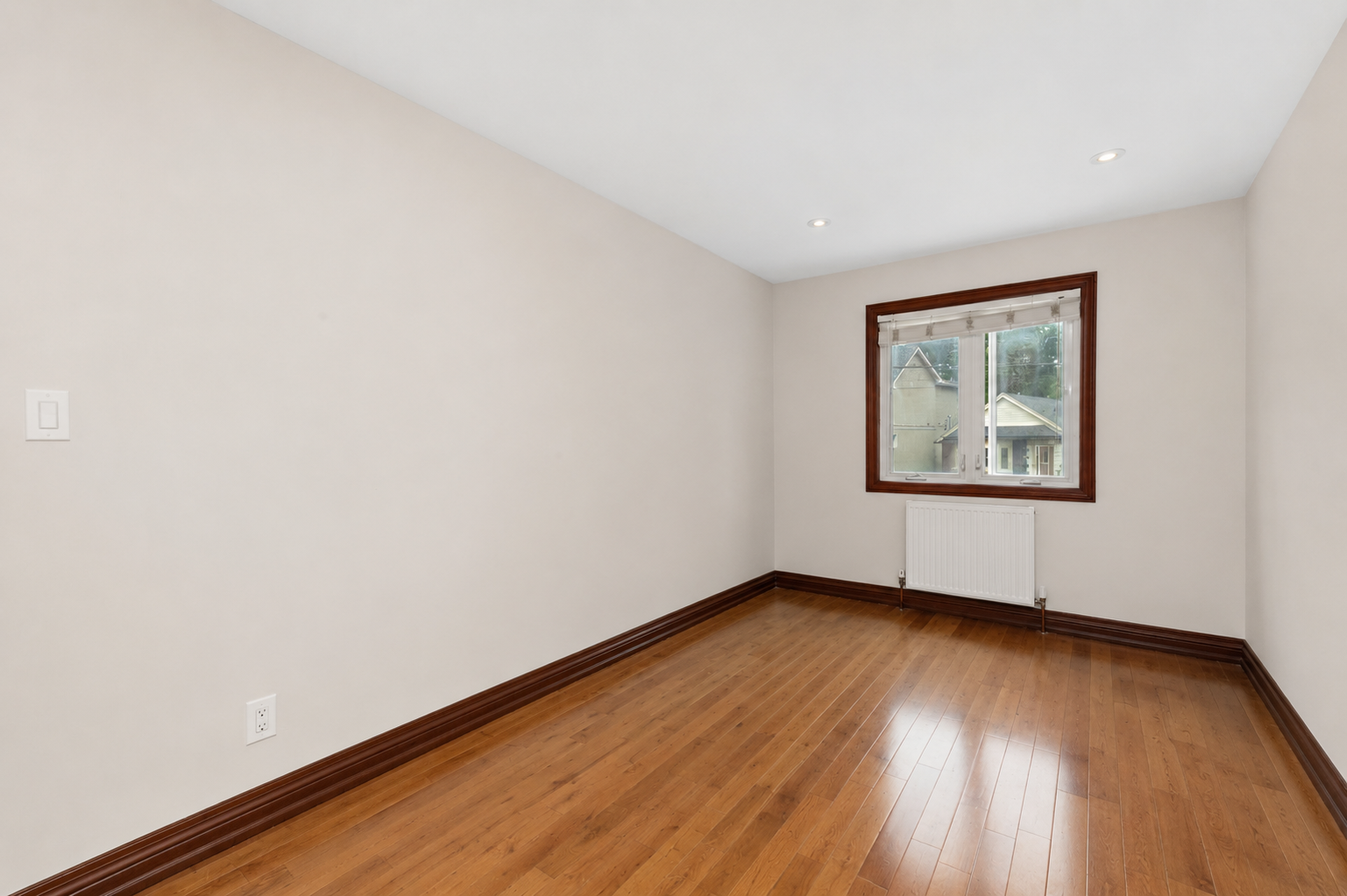 8 Davies Crescent 39 15