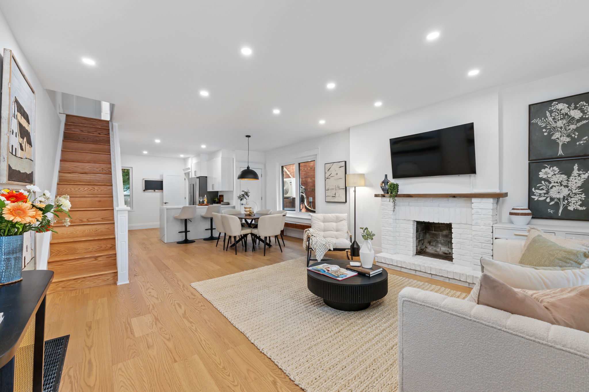 424 Kingston Road 36 004 - 424 Kingston Rd, Toronto