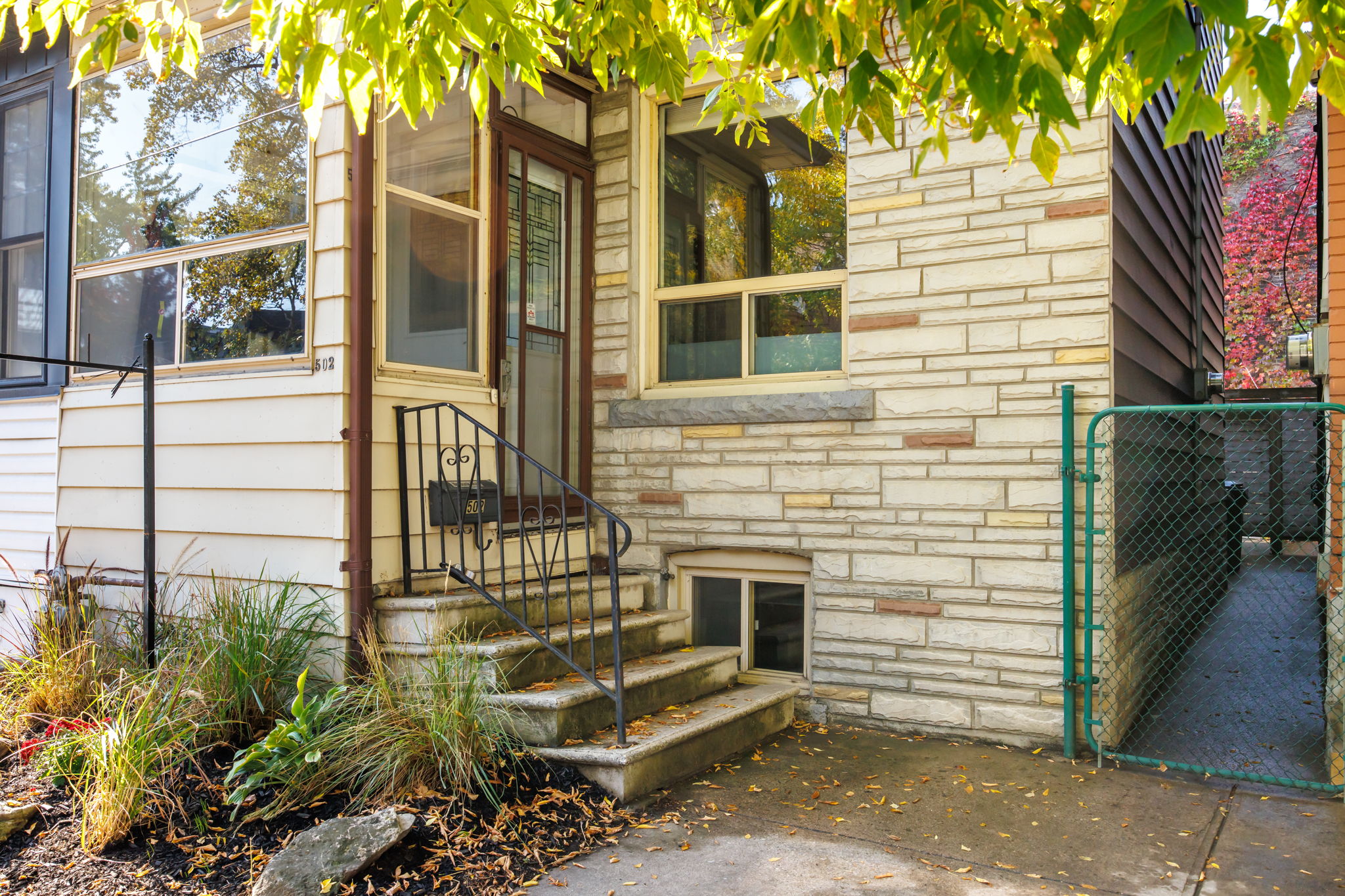 502 Lansdowne Avenue 10 004 - 502 Lansdowne Ave, Toronto